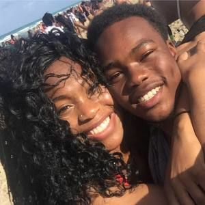 Meet your Posher, Sifon